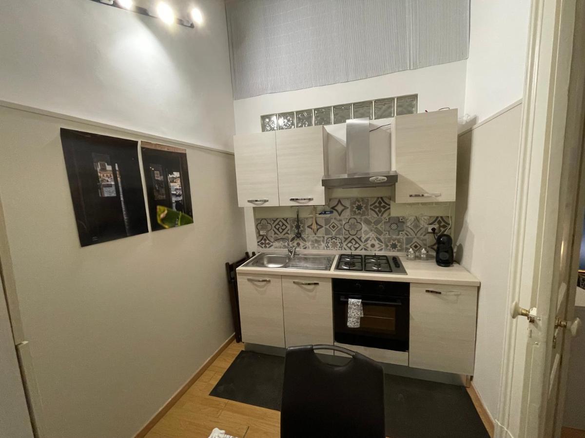 Bovio Prestige Apartments คาตาเนีย ภายนอก รูปภาพ